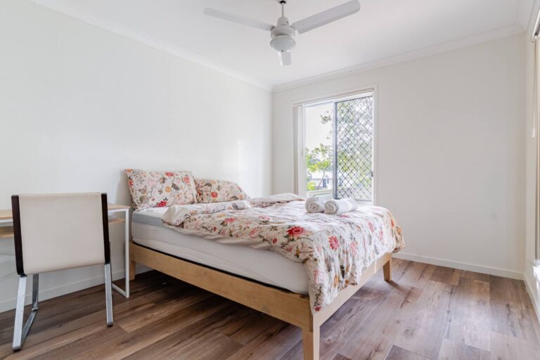 House-Springfield Lakes-QLD-R2-4991496