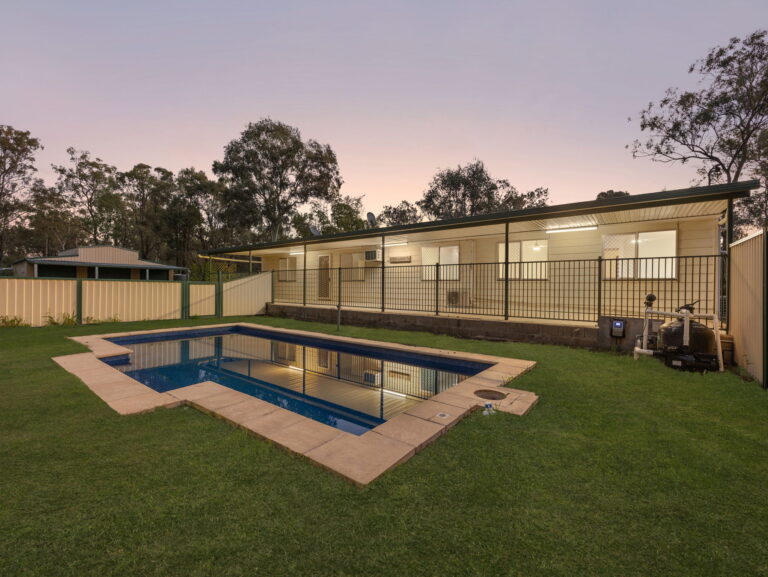 71 Walnut Drive, Brightview QLD 4311