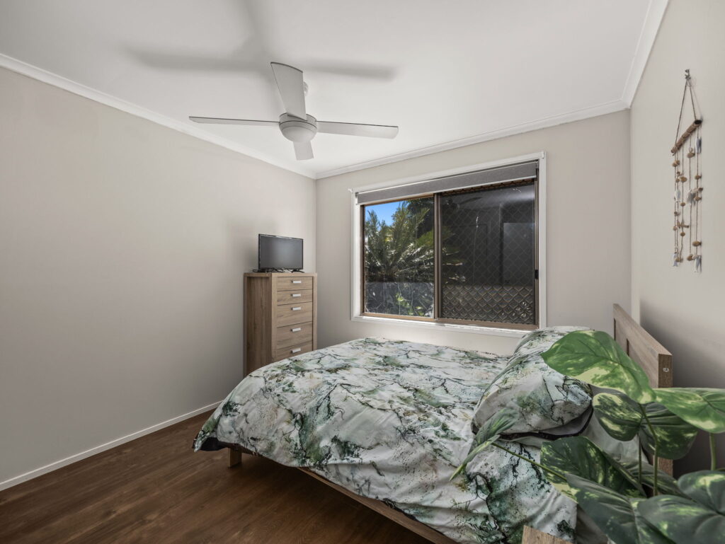 28 Burgess Street, Raceview, QLD 4305