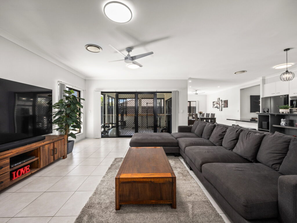93 Rockman Drive, Raceview, QLD 4305
