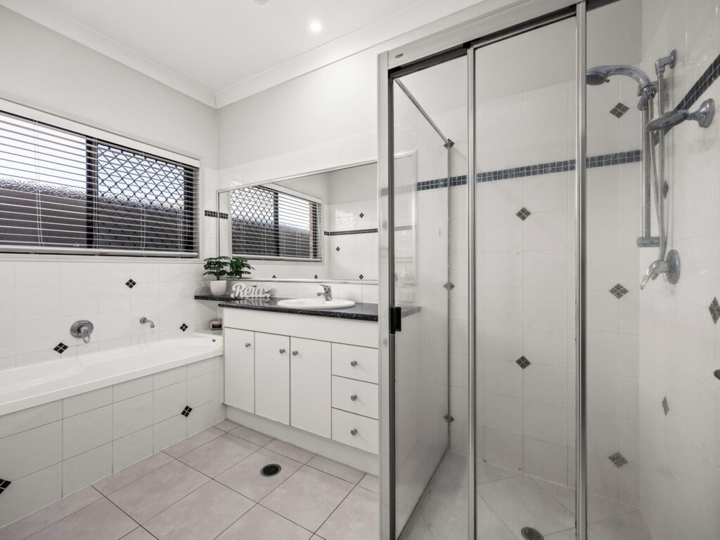 93 Rockman Drive, Raceview, QLD 4305