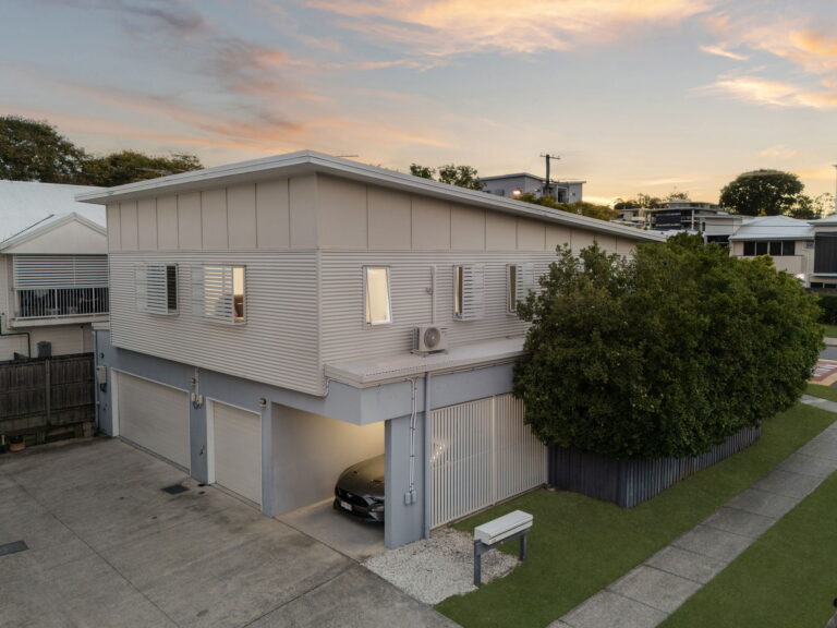 Townhouse-R2-5004972
