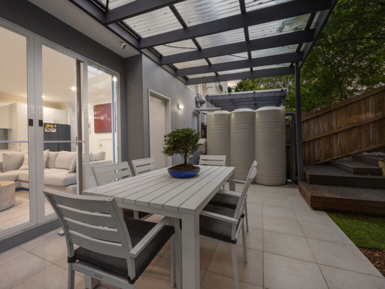 Townhouse-R2-5004972
