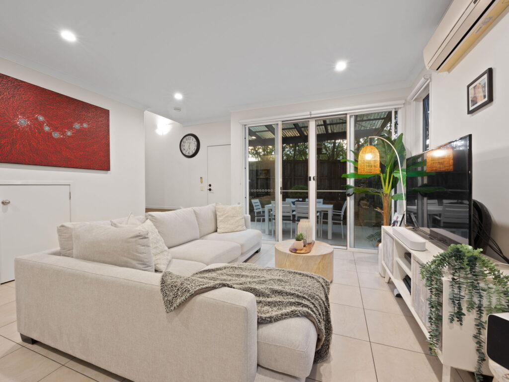 Townhouse-R2-5004972