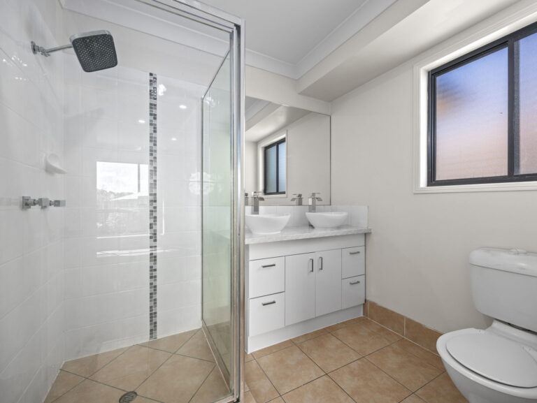 285 Eagle Street, Collingwood Park QLD 4301
