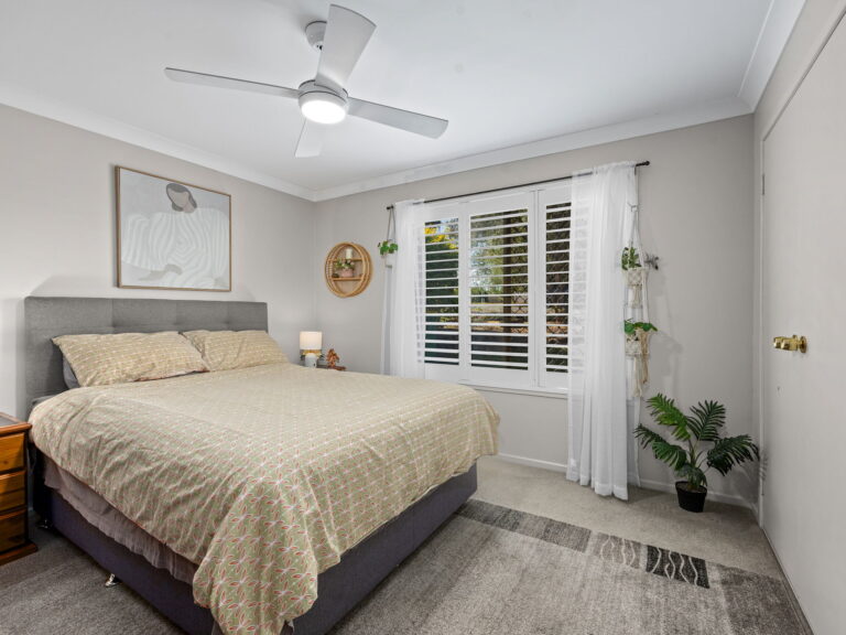 12 Dunns Avenue, Harrisville, QLD 4307