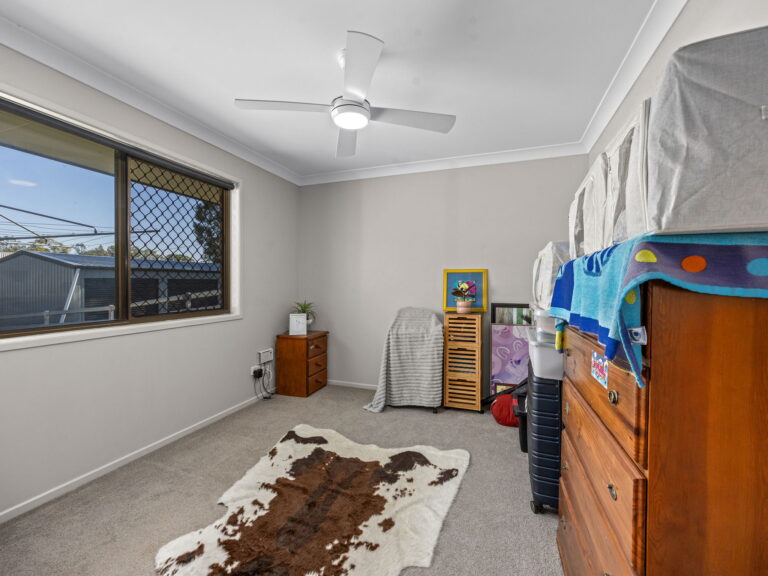 12 Dunns Avenue, Harrisville, QLD 4307