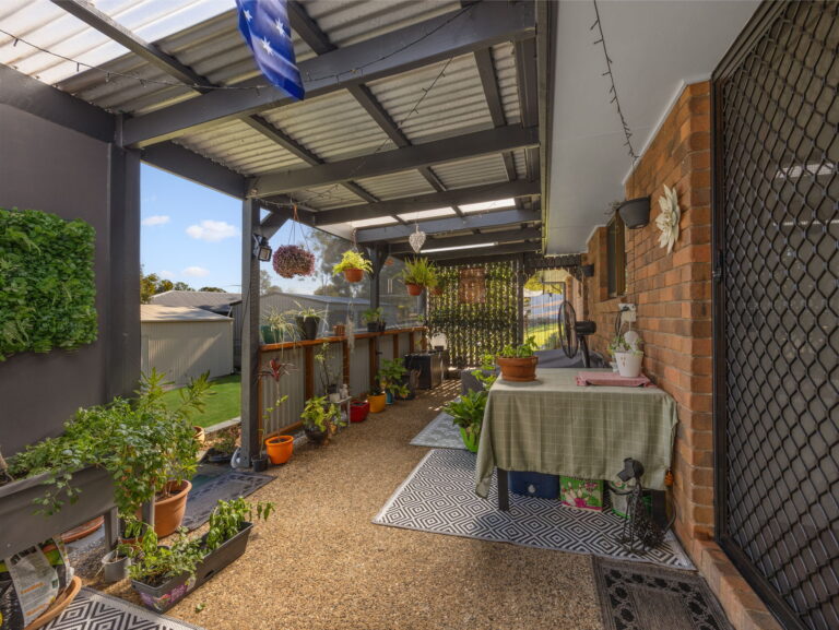 12 Dunns Avenue, Harrisville, QLD 4307