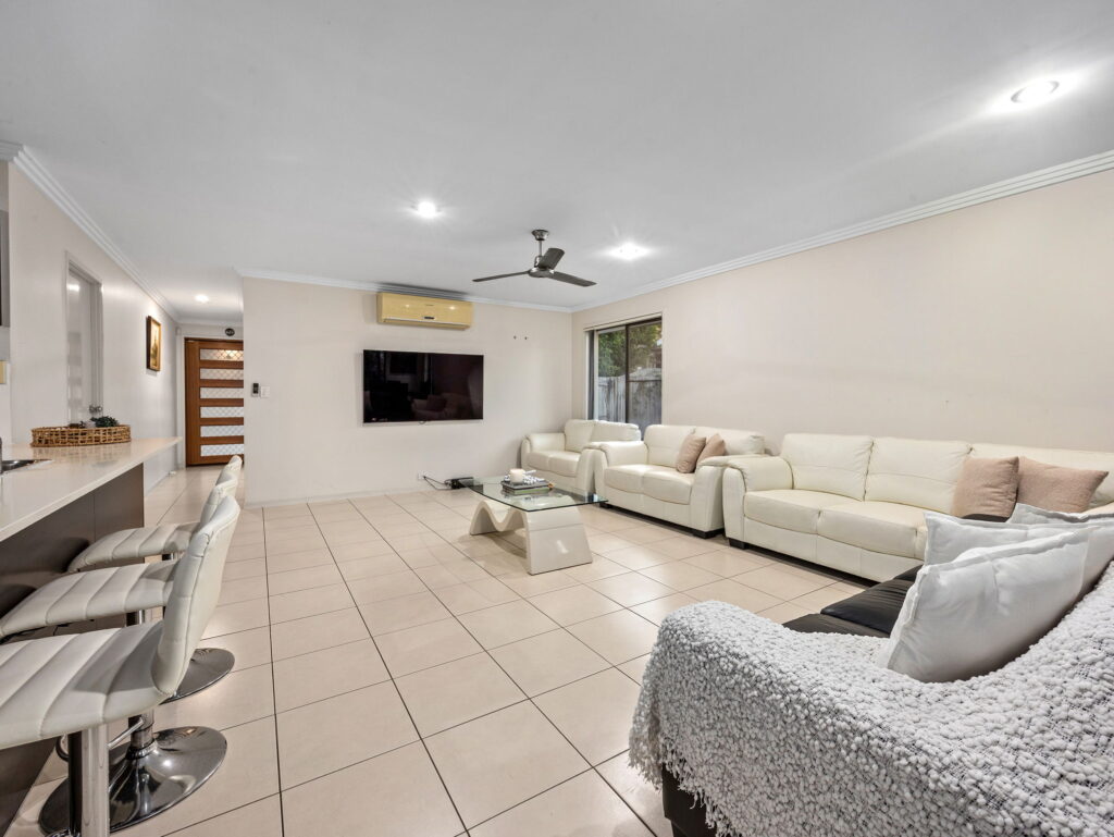 3 Benjamin Street, Pimpama, QLD 4209