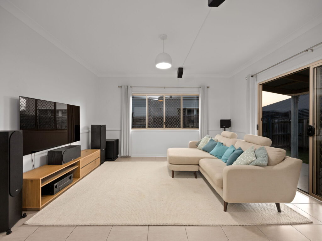 13 Violet Avenue, Springfield Lakes, QLD 4300