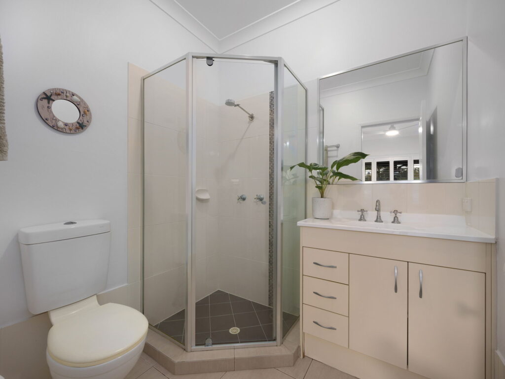 13 Violet Avenue, Springfield Lakes, QLD 4300