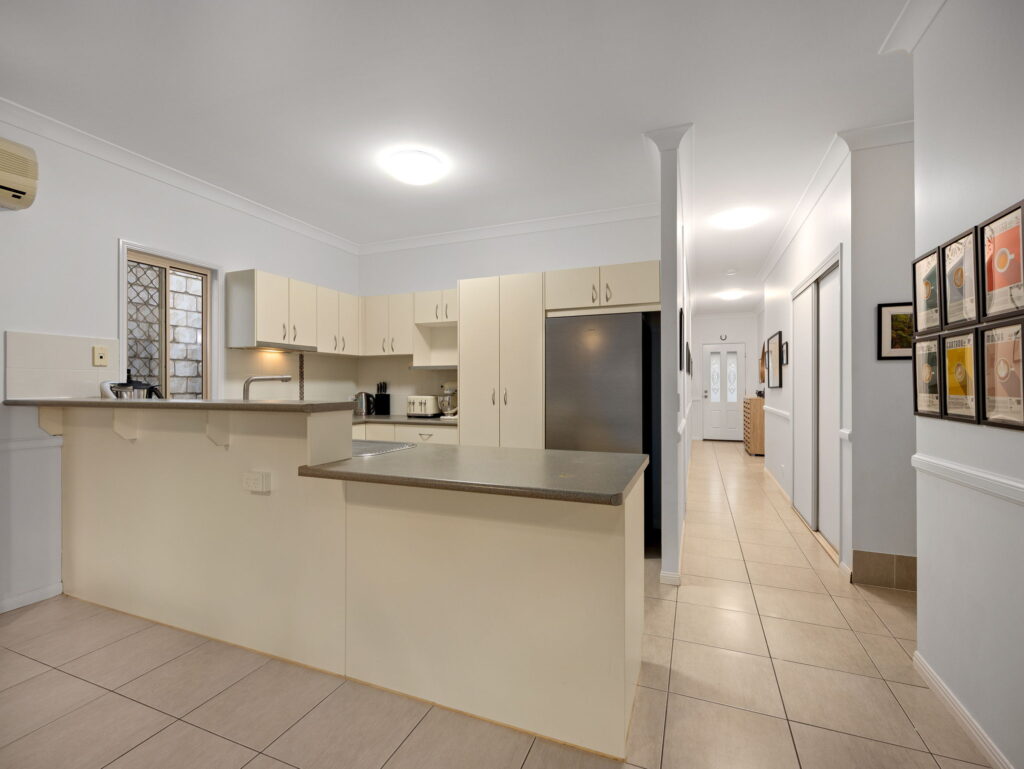 13 Violet Avenue, Springfield Lakes, QLD 4300