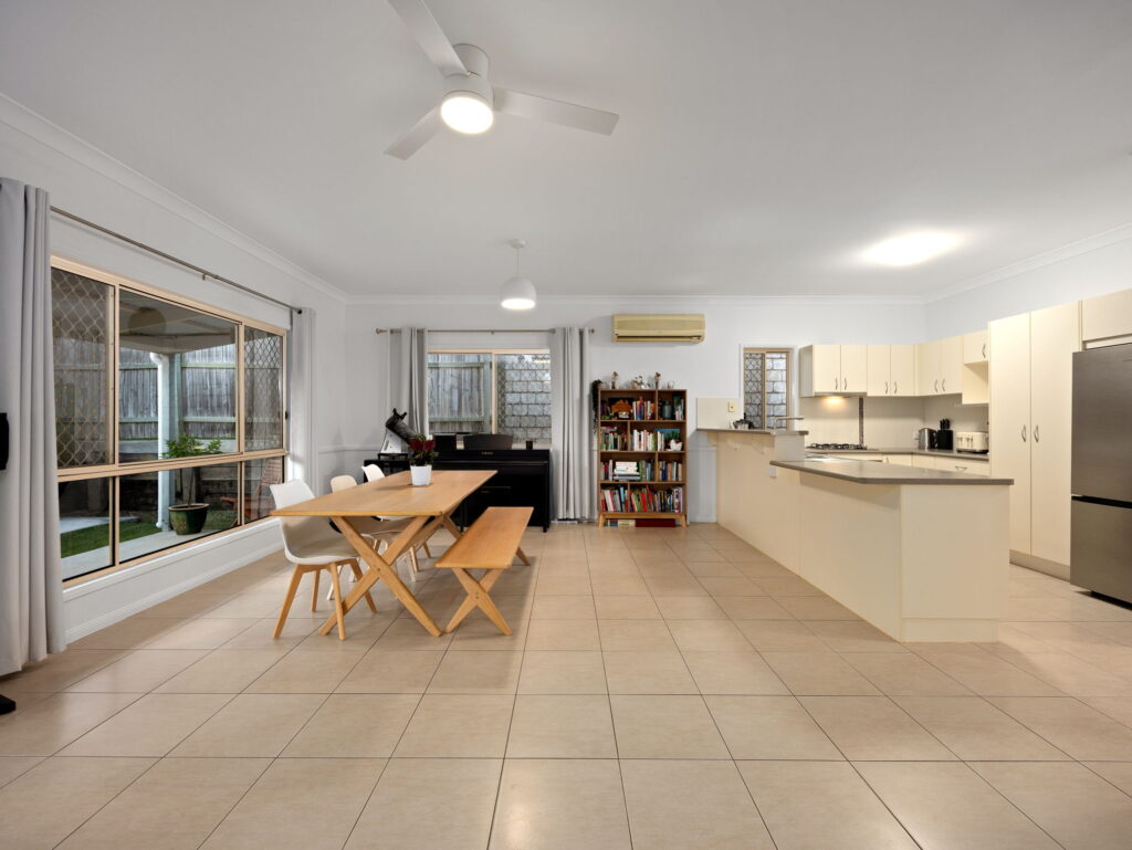 13 Violet Avenue, Springfield Lakes, QLD 4300