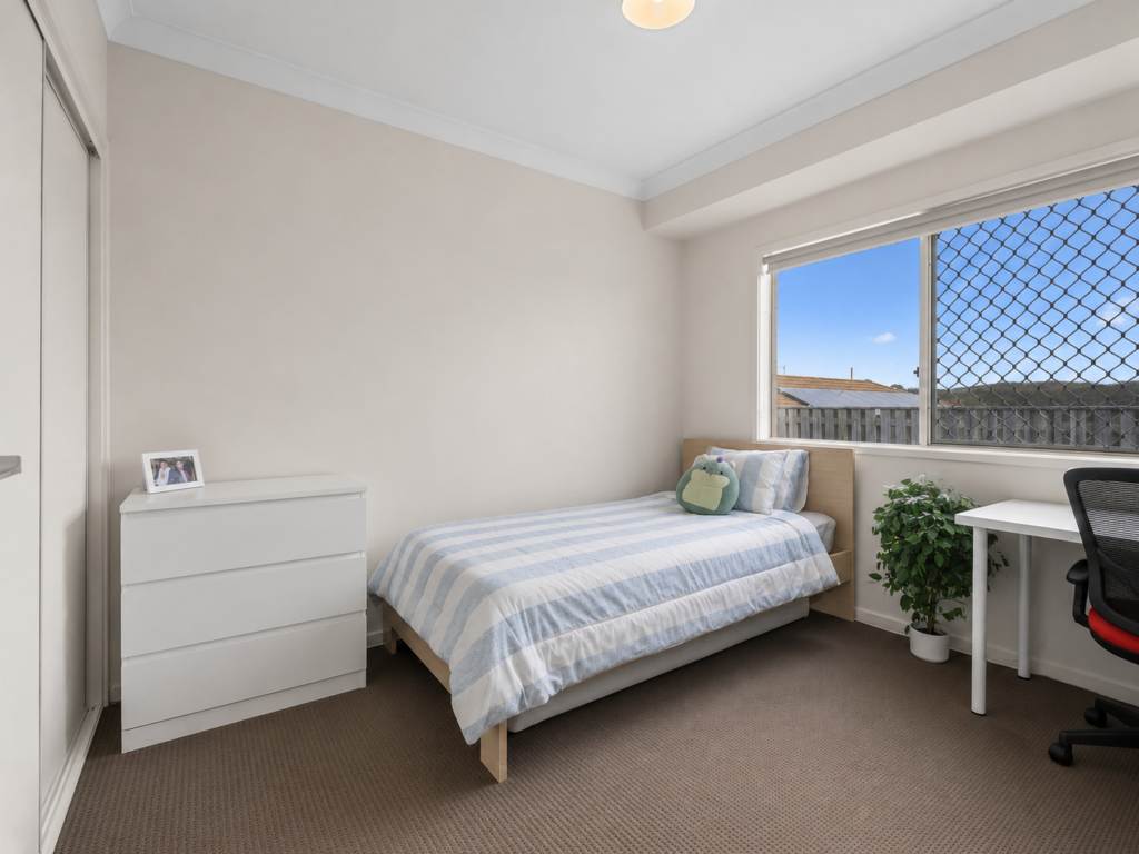 House-Redbank Plains-QLD-R2-5049894