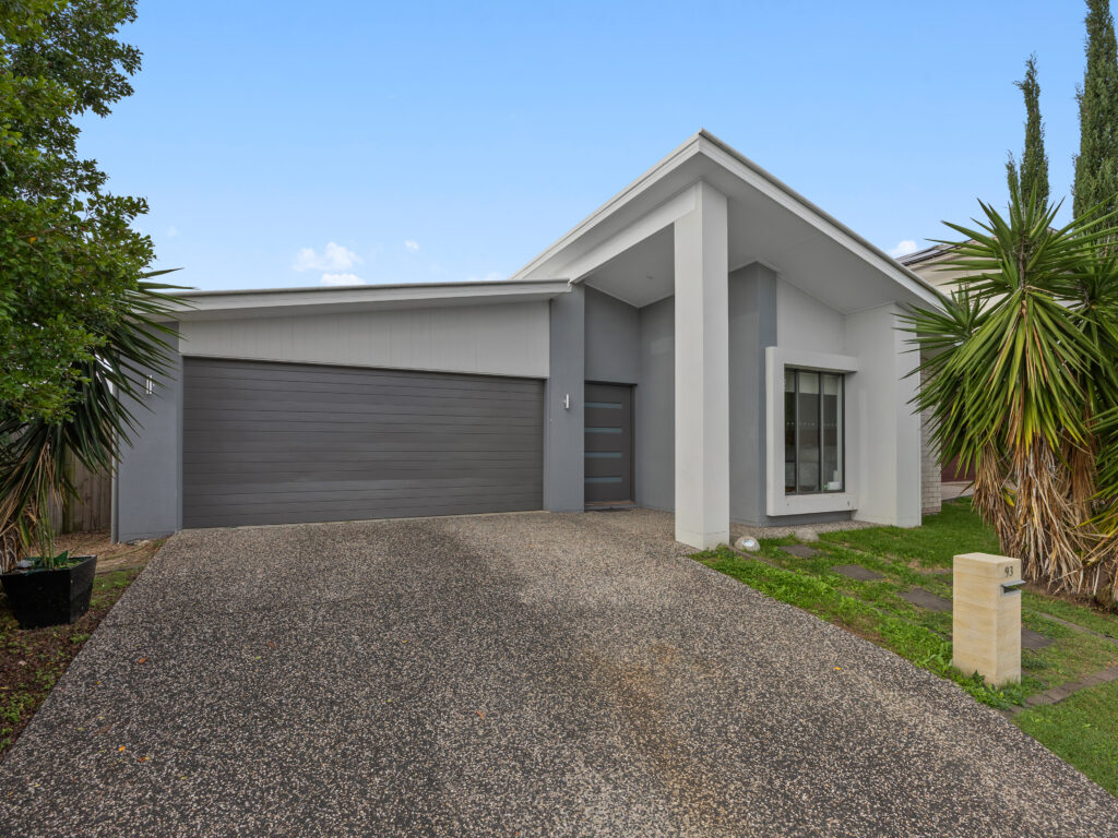 93 Vineyard Drive, Greenbank QLD 4124