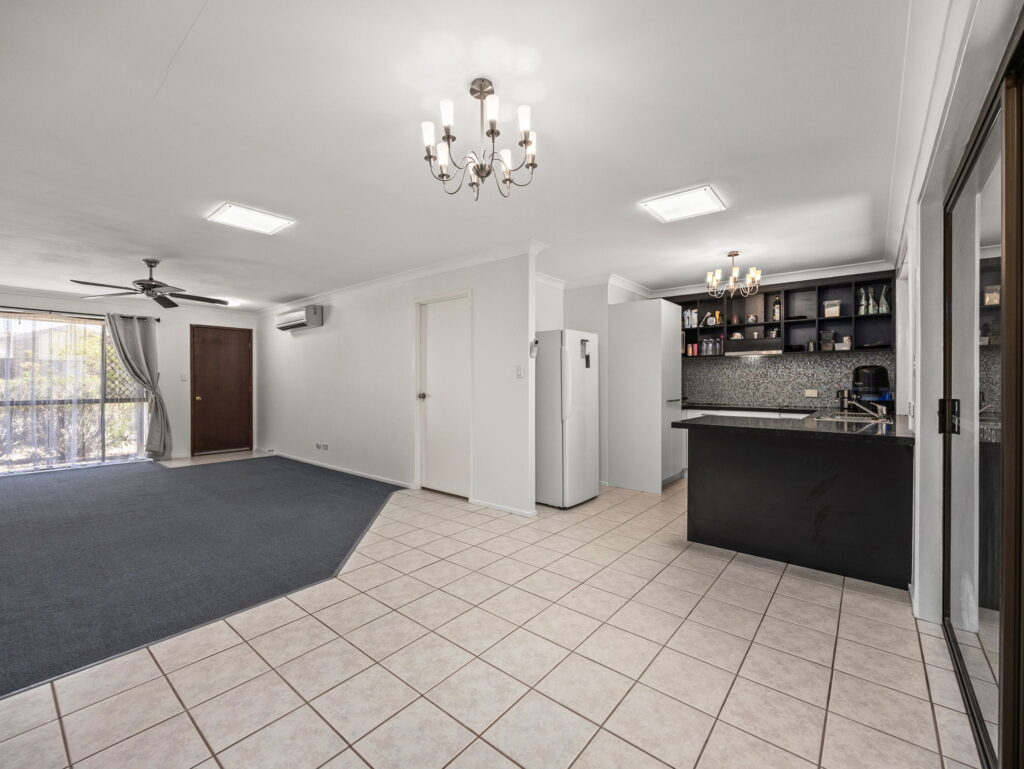 House-Flinders View-QLD-R2-5060658
