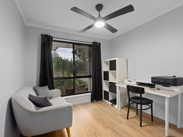2-4 Kangaroo Close, Greenbank QLD 4124