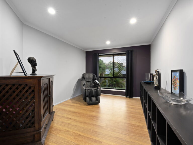 2-4 Kangaroo Close, Greenbank QLD 4124