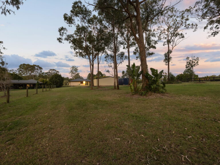 2-4 Kangaroo Close, Greenbank QLD 4124