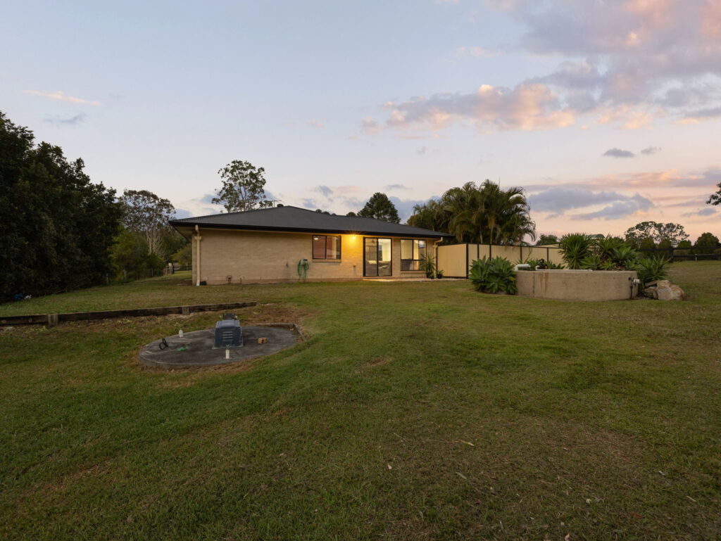 2-4 Kangaroo Close, Greenbank QLD 4124