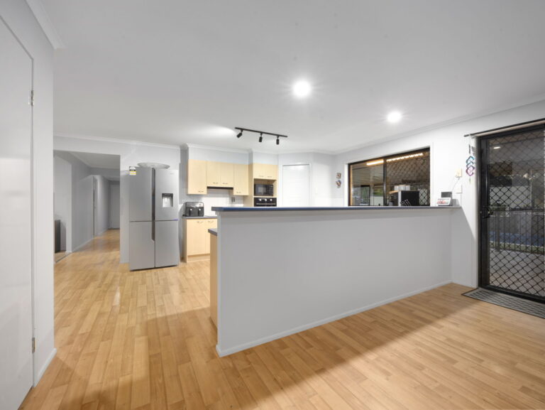 2-4 Kangaroo Close, Greenbank QLD 4124