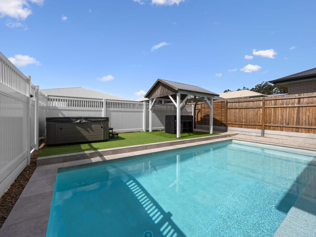 2 Burrii Street, Ripley, QLD 4306