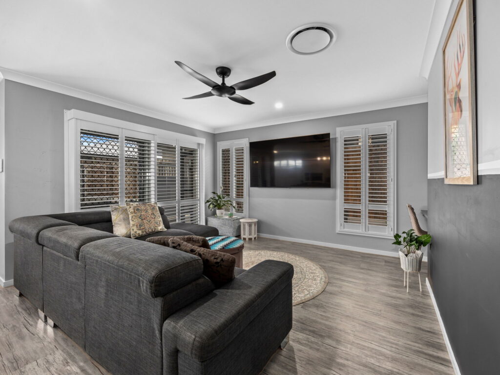 2 Burrii Street, Ripley, QLD 4306