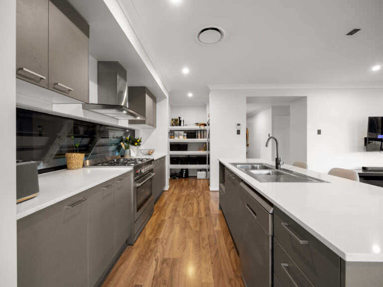 House-Collingwood Park-QLD-R2-5069779