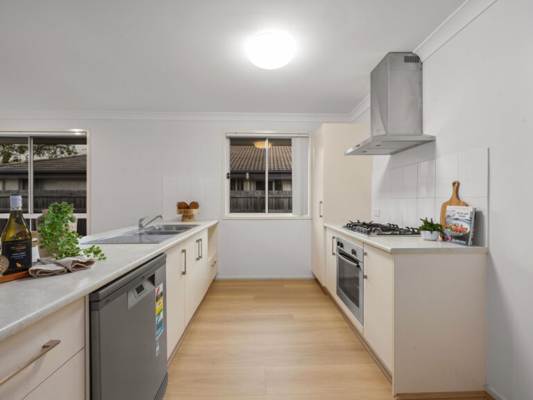 7A Cardena Drive, Augustine Heights QLD 4300