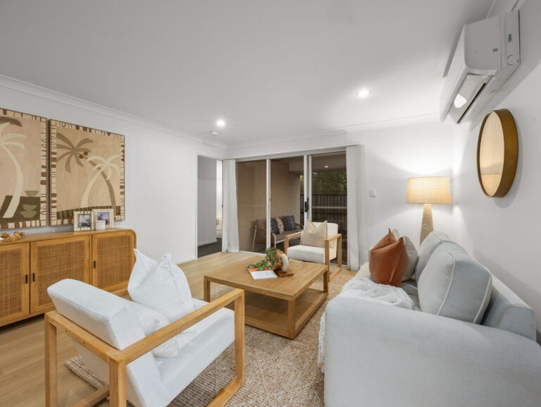 7A Cardena Drive, Augustine Heights QLD 4300