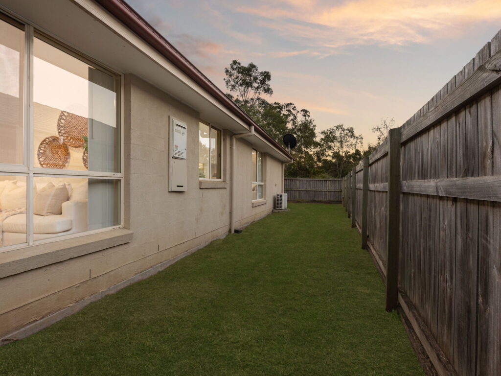 7A Cardena Drive, Augustine Heights QLD 4300
