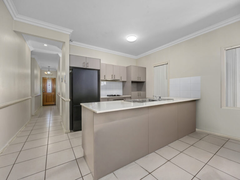 10 Hookes Terrace, Springfield Lakes, QLD 4300