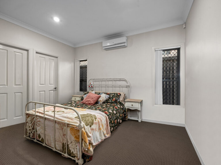 10 Hookes Terrace, Springfield Lakes, QLD 4300