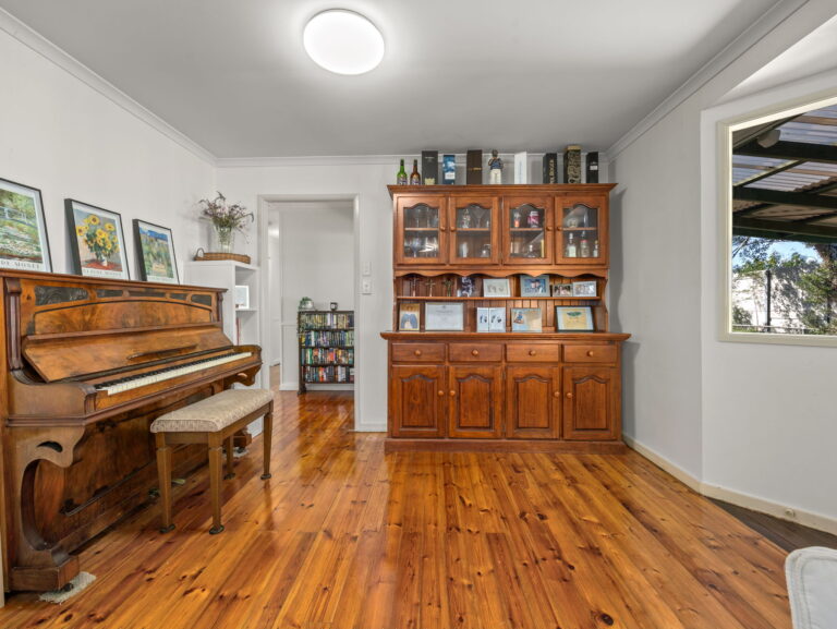 House-Darra-QLD-R2-5077102