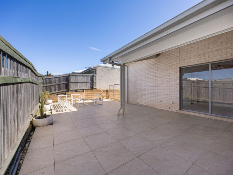 House-R2-5077300