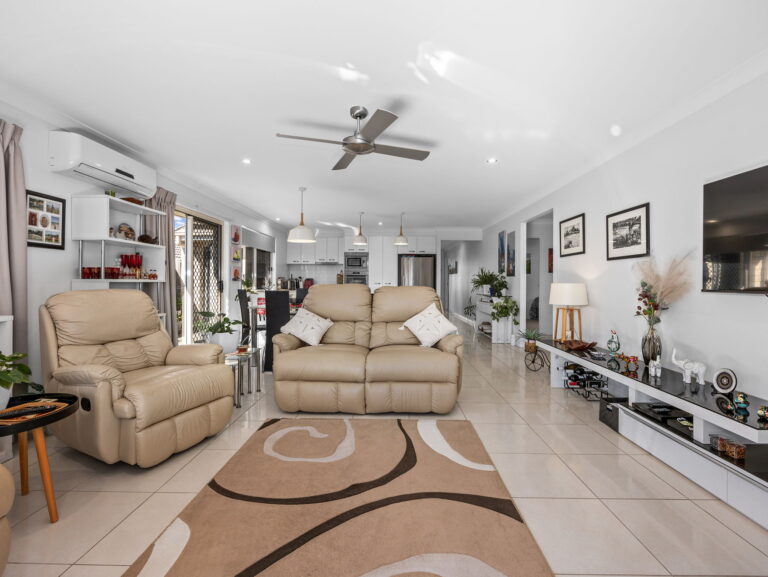 House-Deebing Heights-QLD-R2-5079748