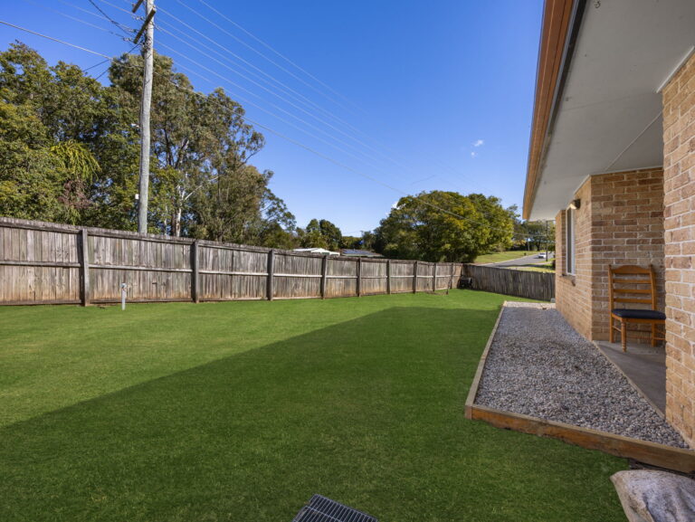House-R2-5081945