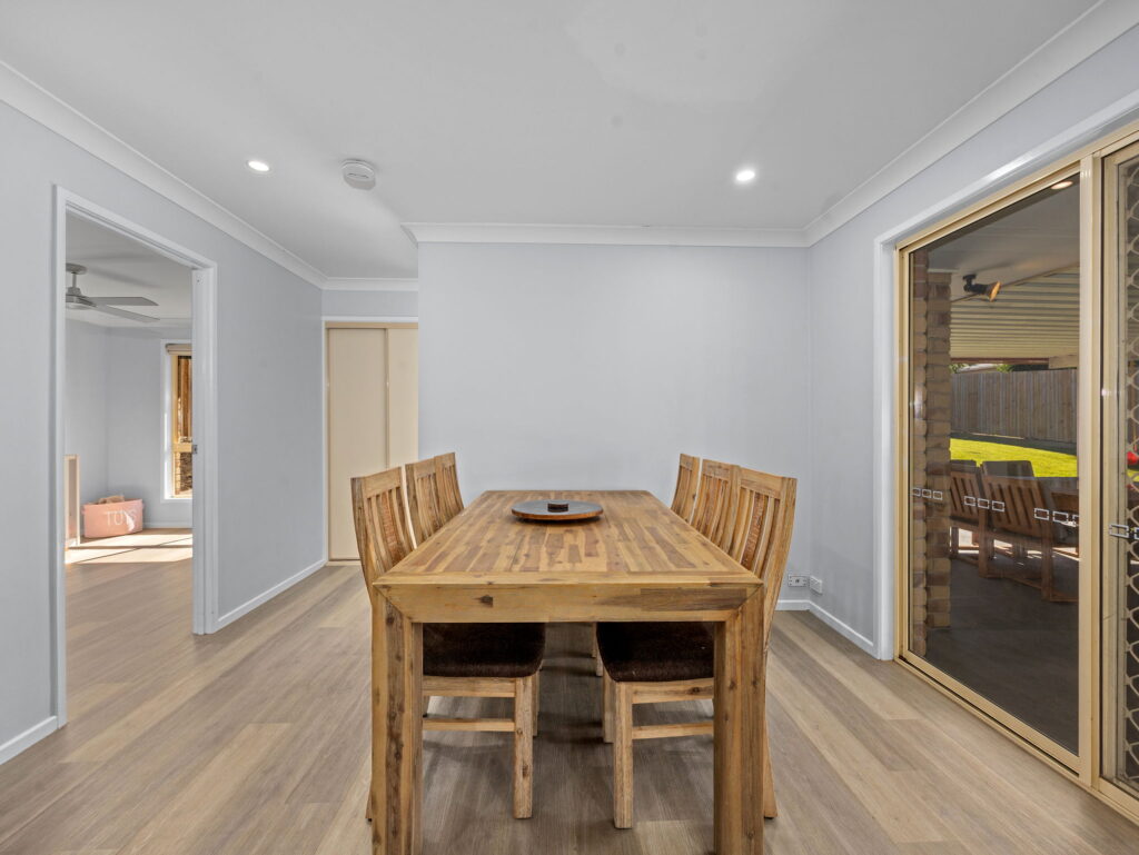 105 Equestrian Drive, Yamanto QLD 4305