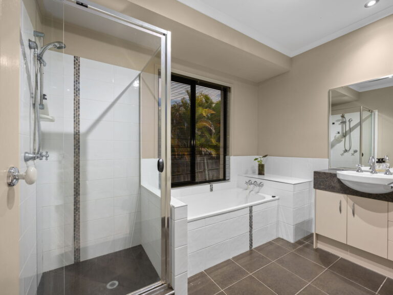 9 Sundew Crescent, Upper Coomera, QLD 4209