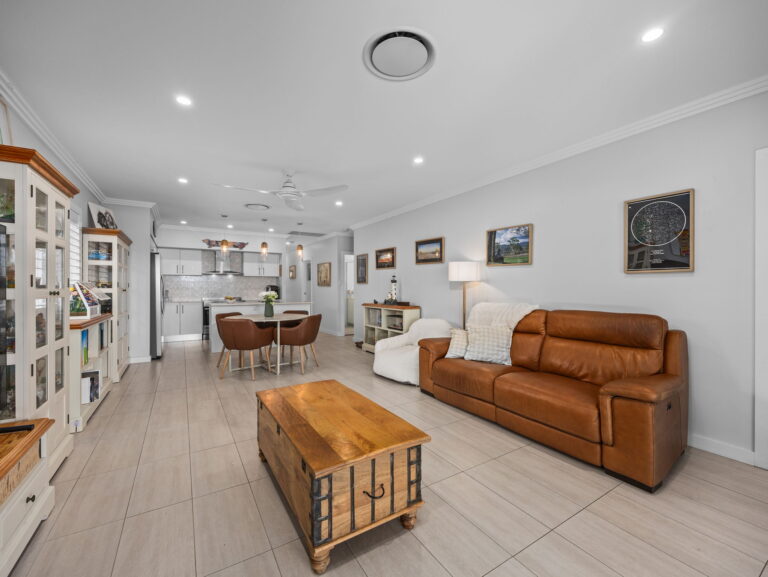 House-R2-5092993