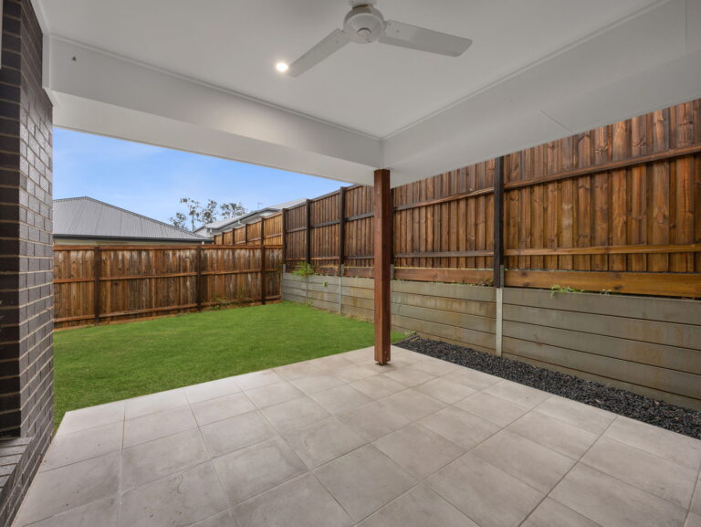 House-Deebing Heights-QLD-R2-5093545