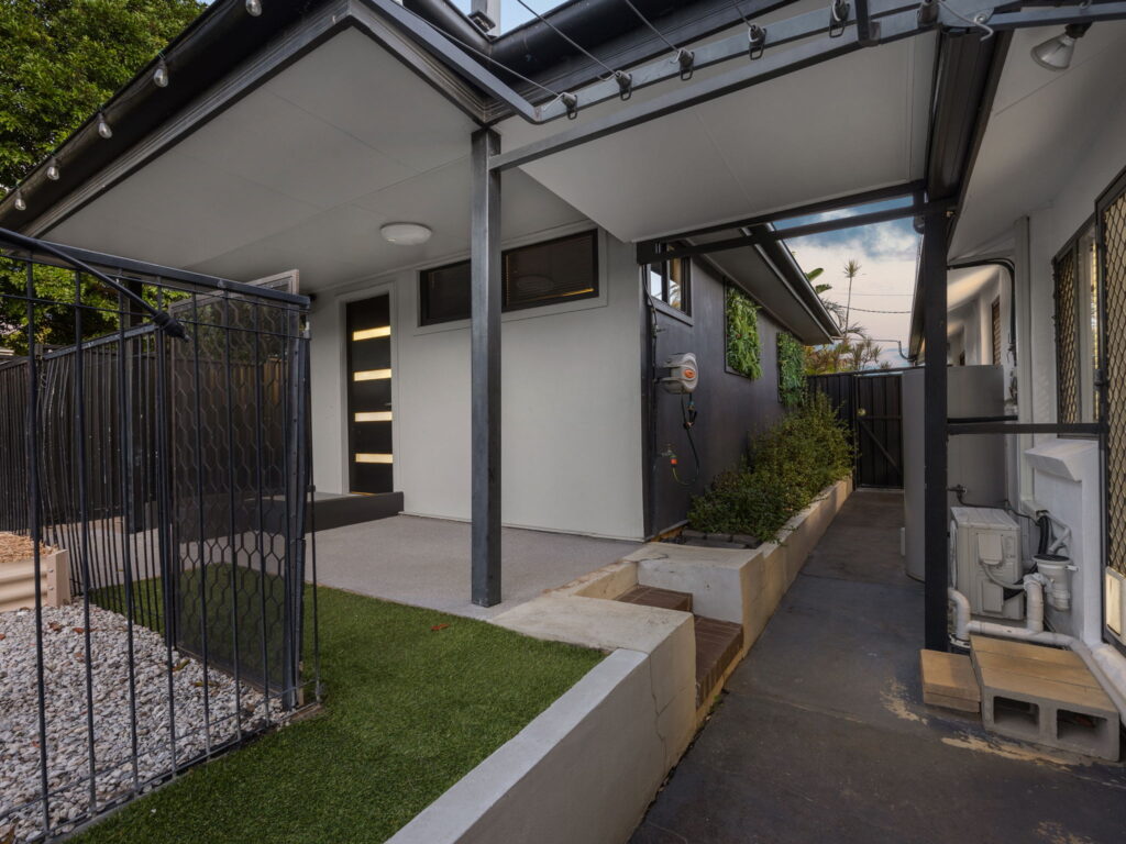 House-R2-5095773