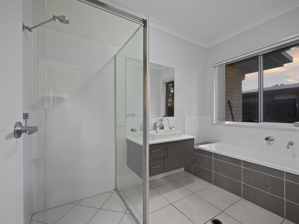 48 Tamatea Drive, Bellbird Park, QLD 4300