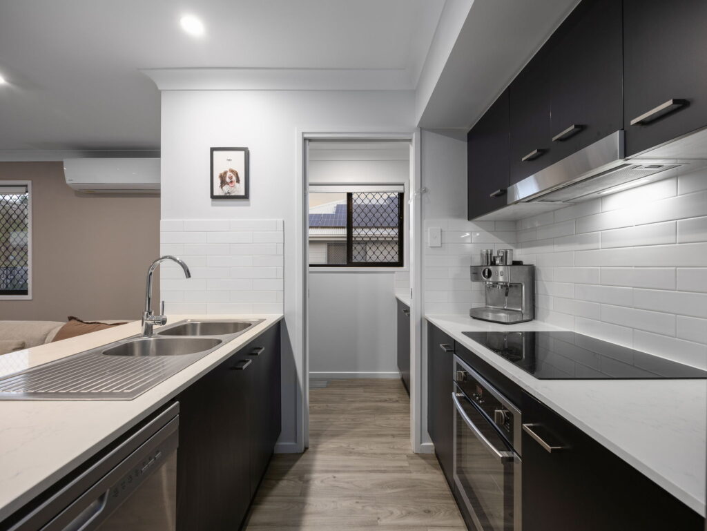 17 Parsons Street, Collingwood Park, QLD 4301