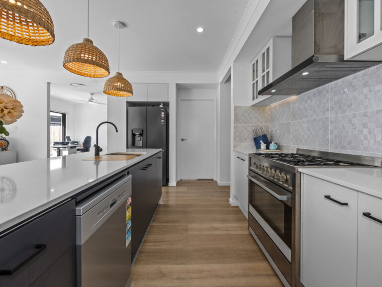 House-R2-5098851