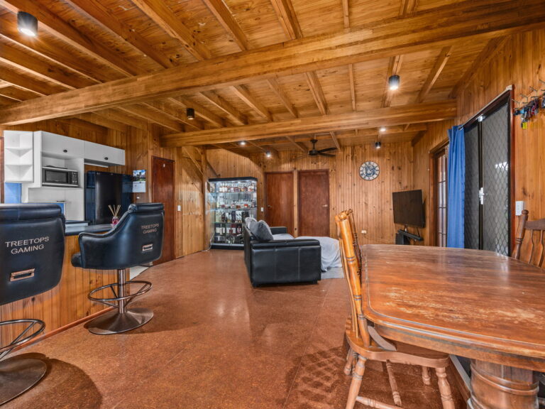 House-R2-5103337