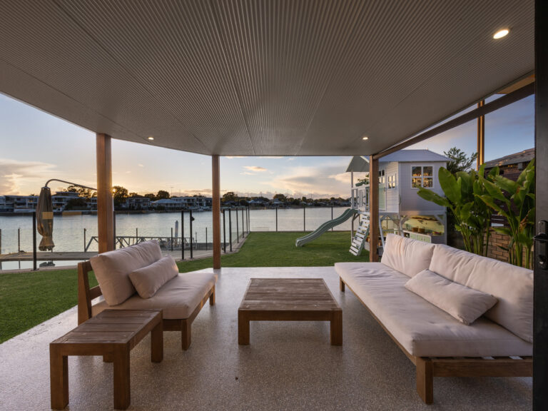 4 Linden Court, Palm Beach QLD 4221