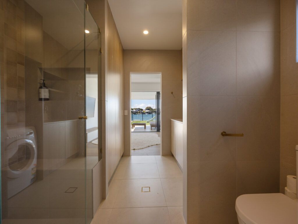 4 Linden Court, Palm Beach QLD 4221