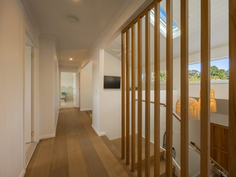 4 Linden Court, Palm Beach QLD 4221