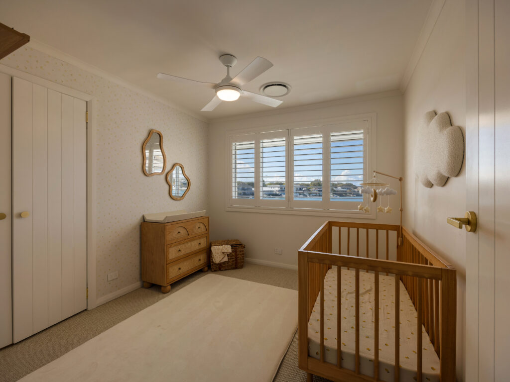 4 Linden Court, Palm Beach QLD 4221